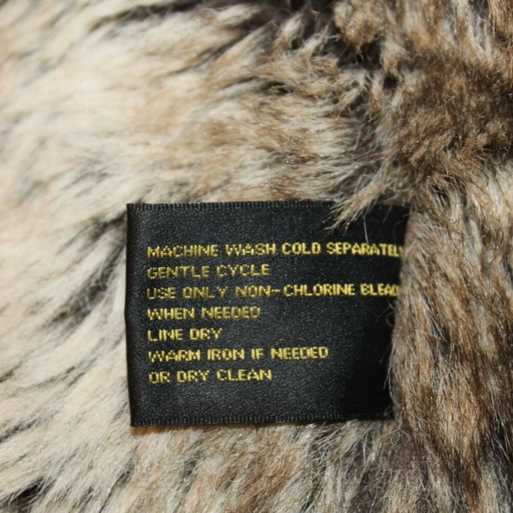 Fabio Faux Fur & Denim Trucker Jean Jacket - Picture 16 of 16